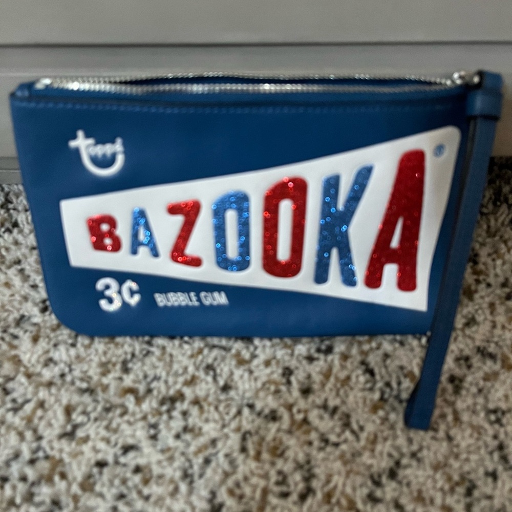 NWOT Coach Bazooka Limited Edition Large Wristlet